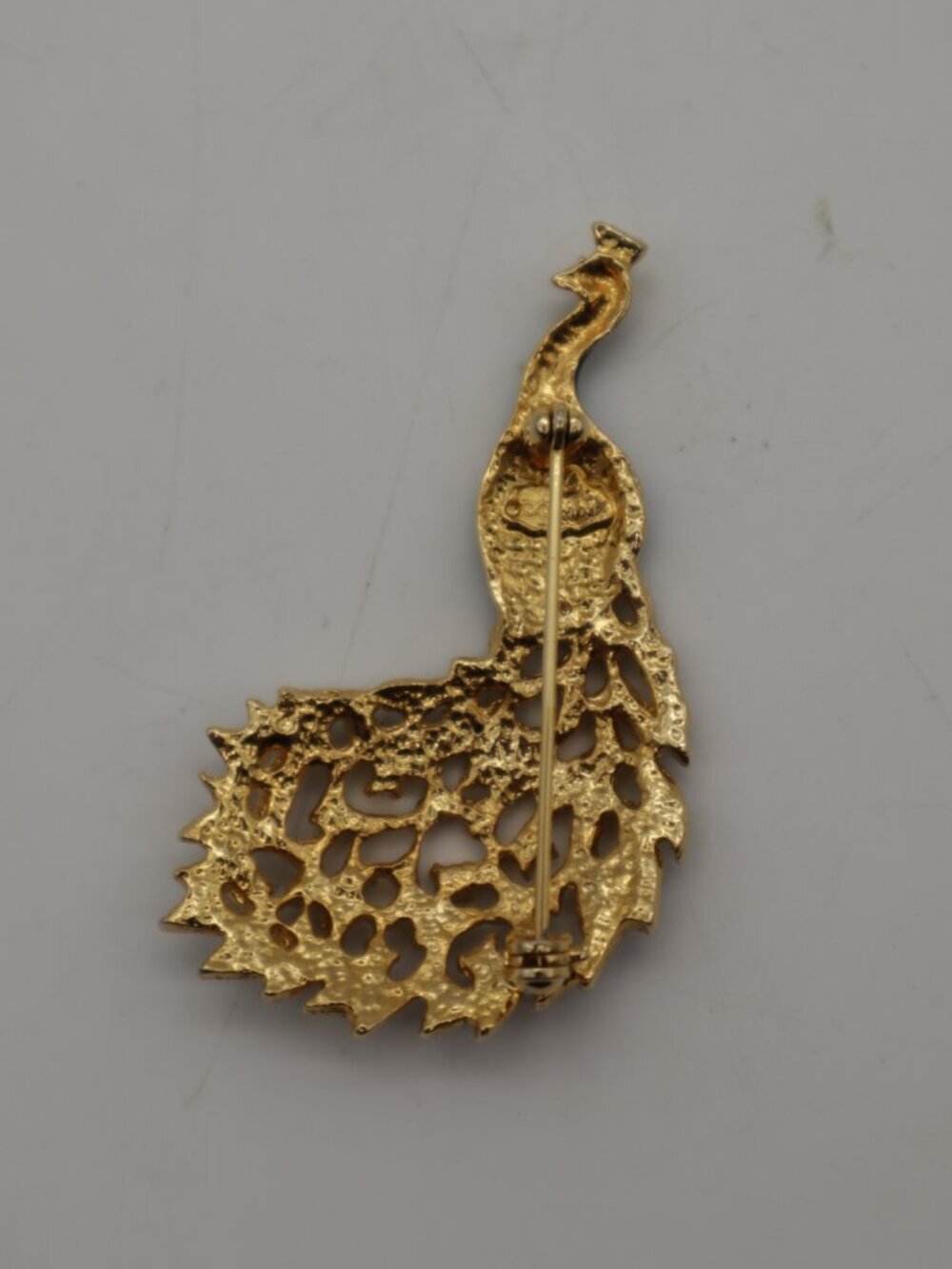 Vtg Covani Enameled Peacock Bird Brooch Pin Gold Tone Rhinestones - Picture 3 of 4